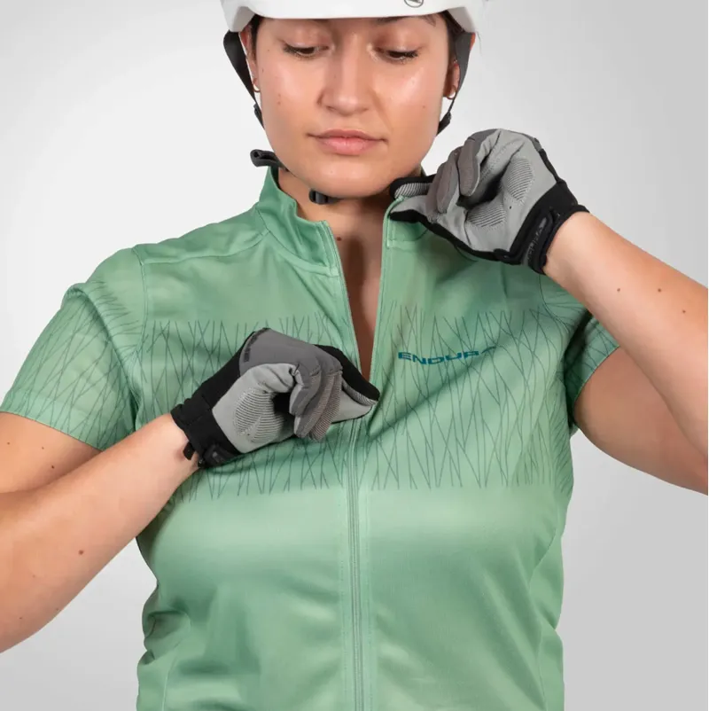 Endura Women's Hummvee Ray Short Sleeve Jersey in Jade-2